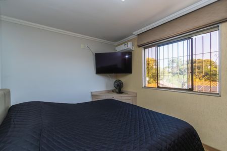 Casa à venda com 213m², 3 quartos e 2 vagas Casa à venda com 213m², 3 quartos e 2 vagasSuíte