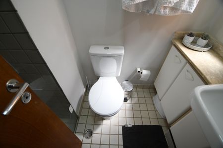 Apartamento à venda com 77m², 2 quartos e 1 vagaBanheiro