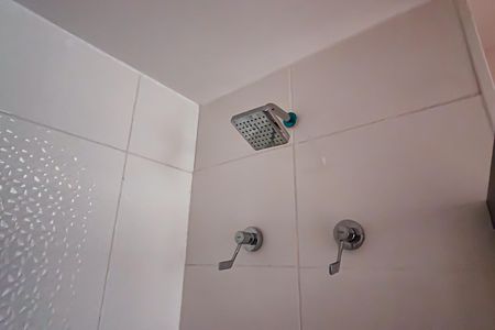 Apartamento à venda com 45m², 2 quartos e 1 vaga Apartamento à venda com 45m², 2 quartos e 1 vagaBanheiro