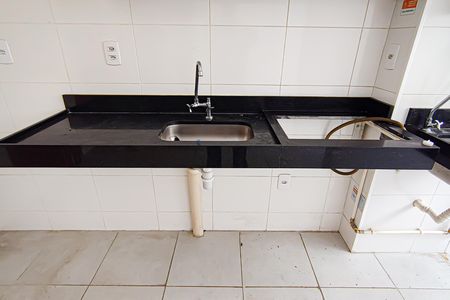 Apartamento à venda com 45m², 2 quartos e 1 vaga Apartamento à venda com 45m², 2 quartos e 1 vagaCozinha e Área de Serviço