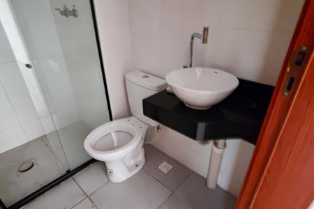 Apartamento à venda com 45m², 2 quartos e 1 vaga Apartamento à venda com 45m², 2 quartos e 1 vagaBanheiro