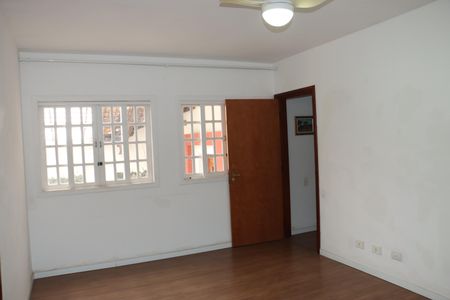 Casa de condomínio para alugar com 456m², 5 quartos e 8 vagasSuíte 3