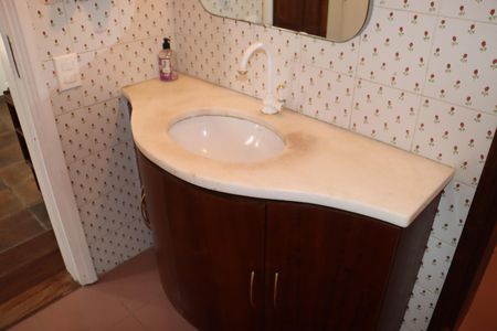 Casa de condomínio para alugar com 456m², 5 quartos e 8 vagasLavabo