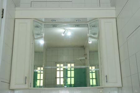 Casa de condomínio para alugar com 456m², 5 quartos e 8 vagasBanheiro da Suíte 1