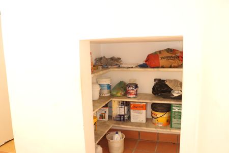 Casa de condomínio para alugar com 456m², 5 quartos e 8 vagasÁrea de Serviço