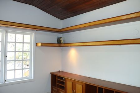 Casa de condomínio para alugar com 456m², 5 quartos e 8 vagasQuarto 1