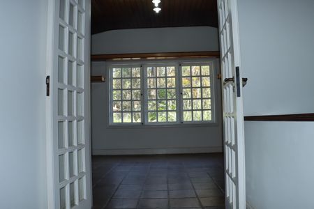 Casa de condomínio para alugar com 456m², 5 quartos e 8 vagasQuarto 1