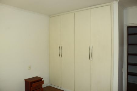 Casa de condomínio para alugar com 456m², 5 quartos e 8 vagasSuíte 1