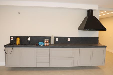 Casa de condomínio para alugar com 484m², 4 quartos e 3 vagasCozinha 3