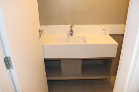 Casa de condomínio para alugar com 484m², 4 quartos e 3 vagasLavabo 2