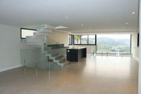 Casa de condomínio para alugar com 484m², 4 quartos e 3 vagasSala 1