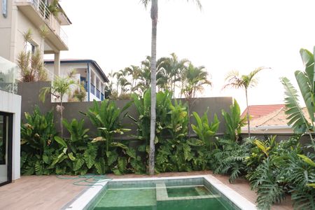 Casa de condomínio para alugar com 484m², 4 quartos e 3 vagasÁrea Externa