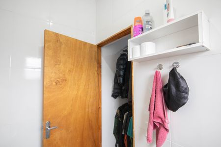 Casa à venda com 120m², 2 quartos e 1 vagaBanheiro da Suíte 2