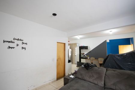 Sala de casa à venda com 2 quartos, 120m² em Vila Gustavo, São Paulo