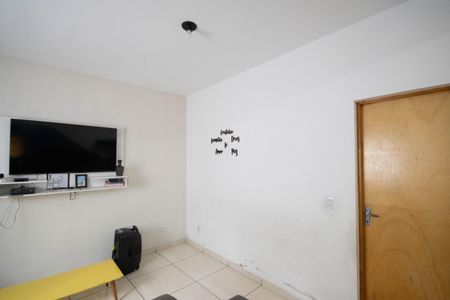 Sala de casa à venda com 2 quartos, 120m² em Vila Gustavo, São Paulo