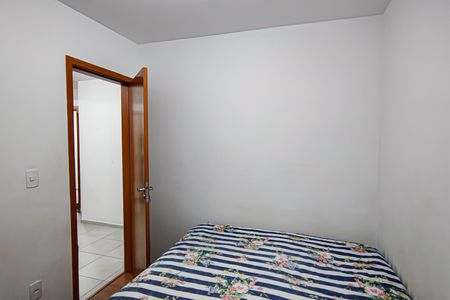 Quarto 1 de apartamento à venda com 2 quartos, 42m² em Taquara, Rio de Janeiro