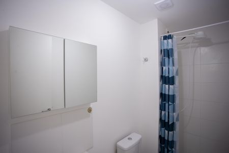 Apartamento à venda com 34m², 2 quartos e sem vaga Apartamento à venda com 34m², 2 quartos e sem vagaBanheiro Social