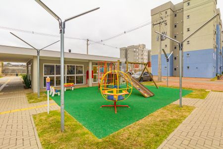 Apartamento à venda com 49m², 2 quartos e 1 vaga Apartamento à venda com 49m², 2 quartos e 1 vagaÁrea comum - Playground