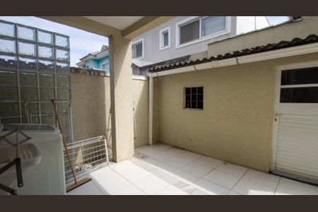 Casa de condomínio à venda com 250m², 4 quartos e 1 vagaÁrea de Serviço