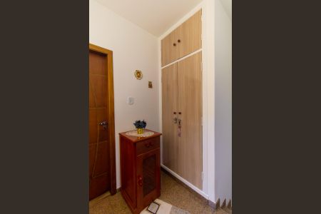 Casa à venda com 148m², 2 quartos e 2 vagasCorredor