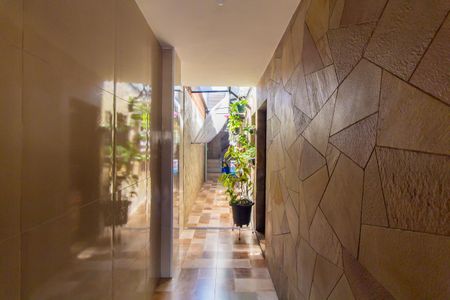 Casa à venda com 148m², 2 quartos e 2 vagasCorredor Lateral