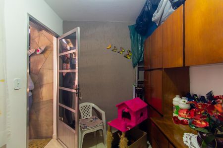 Casa à venda com 148m², 2 quartos e 2 vagasQuarto de Serviço