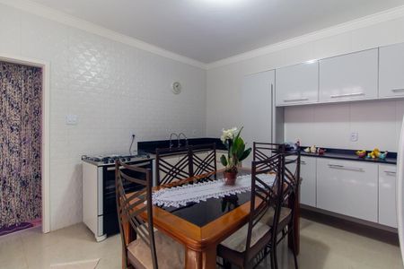 Casa à venda com 148m², 2 quartos e 2 vagasCozinha