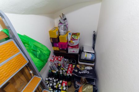 Casa à venda com 148m², 2 quartos e 2 vagasDespensa