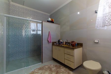 Casa à venda com 148m², 2 quartos e 2 vagasBanheiro