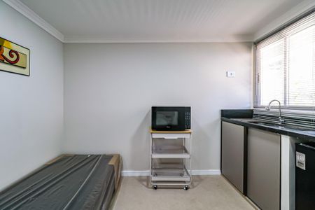 Studio de kitnet/studio para alugar com 1 quarto, 12m² em Vila Morse, São Paulo