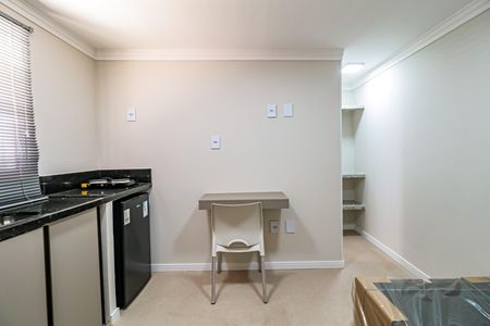 Studio de kitnet/studio para alugar com 1 quarto, 12m² em Vila Morse, São Paulo