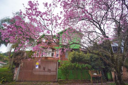 Casa para alugar com 490m², 3 quartos e 3 vagasFachada