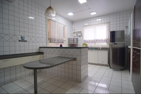 Casa para alugar com 490m², 3 quartos e 3 vagasCozinha