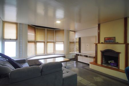 Sala de casa para alugar com 3 quartos, 490m² em Vila Nova, Novo Hamburgo