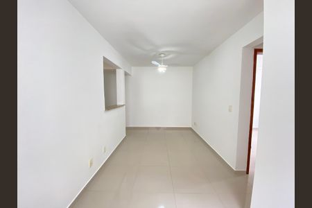 Sala de apartamento para alugar com 2 quartos, 48m² em Lins de Vasconcelos, Rio de Janeiro