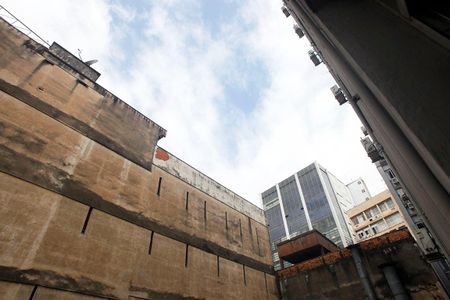 Vista de kitnet/studio para alugar com 1 quarto, 27m² em Centro Histórico, Porto Alegre