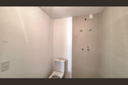 Banheiro de apartamento para alugar com 1 quarto, 31m² em Pompeia, São Paulo