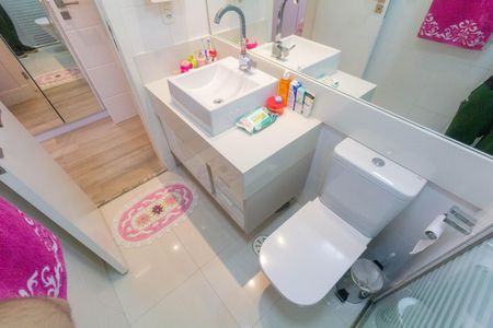 Apartamento à venda com 134m², 3 quartos e 3 vagasBanheiro da Suíte 1