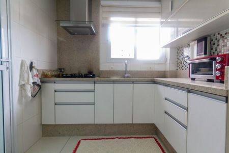 Apartamento à venda com 134m², 3 quartos e 3 vagasCozinha