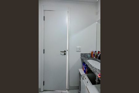 Banheiro de kitnet/studio à venda com 1 quarto, 18m² em Brás, São Paulo