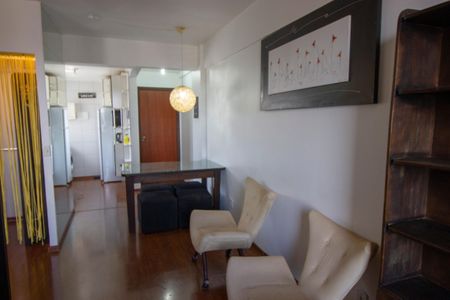 Sala de apartamento para alugar com 1 quarto, 45m² em Qnd Condomínio, Brasília