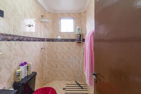 Apartamento à venda com 74m², 2 quartos e 1 vaga Apartamento à venda com 74m², 2 quartos e 1 vagaBanheiro