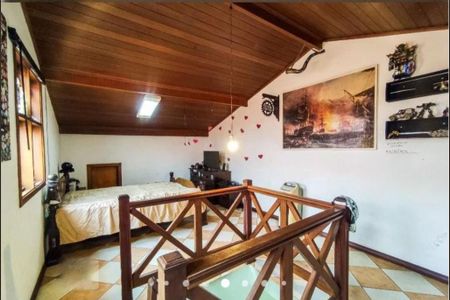 Casa à venda com 201m², 3 quartos e 3 vagas