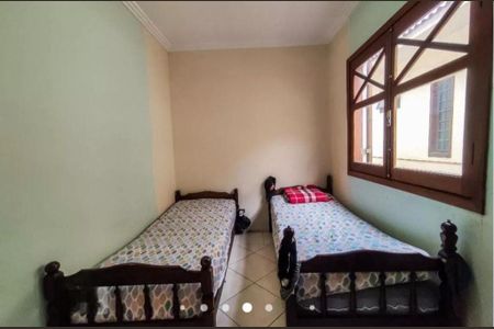 Casa à venda com 201m², 3 quartos e 3 vagas