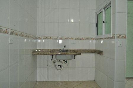 Casa à venda com 122m², 3 quartos e 5 vagas