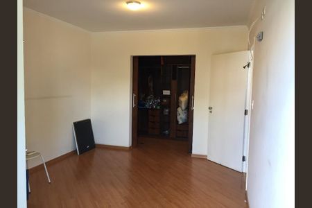 Casa à venda com 2 quartos, 148m² em Jardim Marek, Santo André