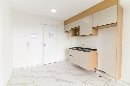 Apartamento para alugar com 37m², 2 quartos e 1 vagaSala/Cozinha