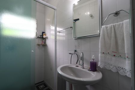 Casa à venda com 117m², 3 quartos e 2 vagasBanheiro 1