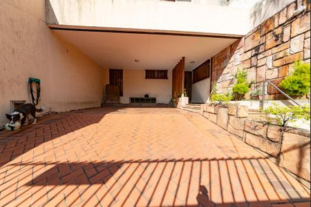 Casa à venda com 355m², 4 quartos e 3 vagasGaragem