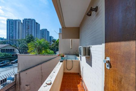 Casa à venda com 355m², 4 quartos e 3 vagasVaranda da Suíte 3